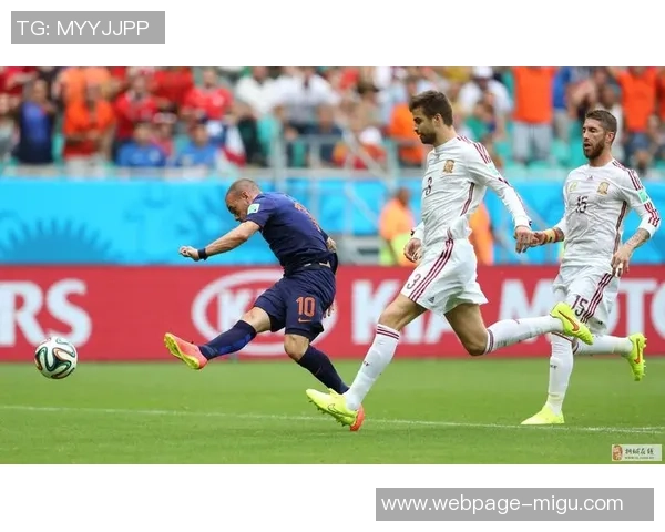 2014年世界杯经典对决荷兰与西班牙的激烈碰撞回顾 2014年世界杯经典对决荷兰与西班牙的激烈碰撞回顾